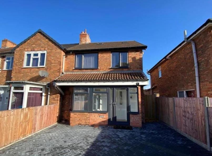 Heartland House, 7 Spacious Bedrooms Sleeps 4 Plus, Near Nec, Jlr,Bhx Birmingham Exterior photo